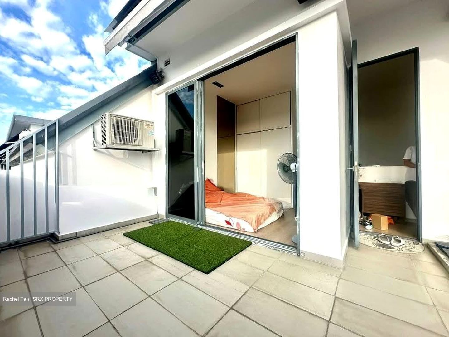 21 Richards (D19), Apartment #569739081